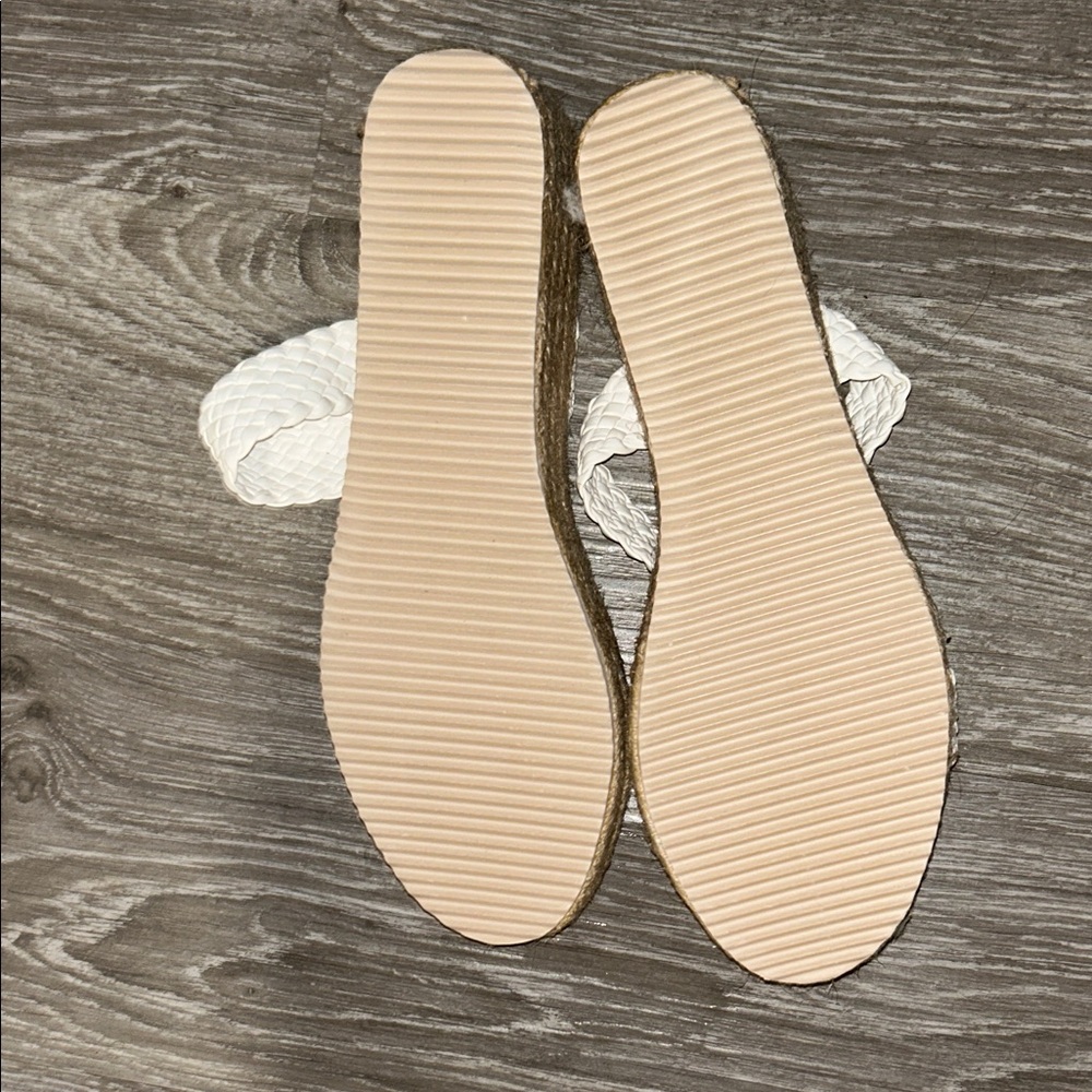 🆕 SHEIN Elegant White Woven Women's Sandals - Picture 5 of 5